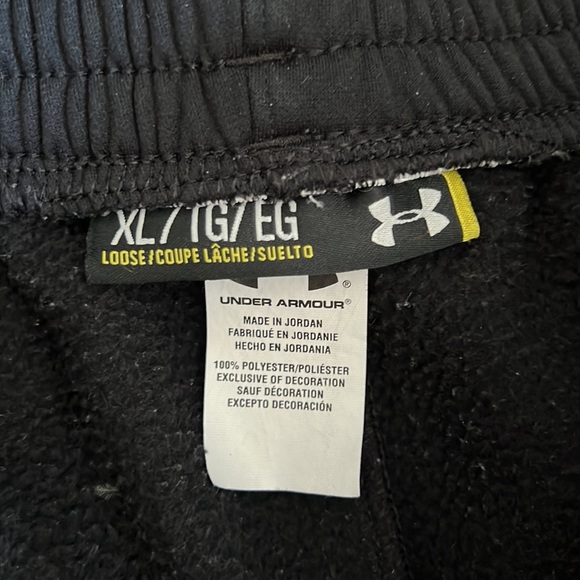 SOLD LIKE NEW EXCELLENT SHAPE Men’s Black XL Under Armour loose style sweatpants - Picture 3 of 7